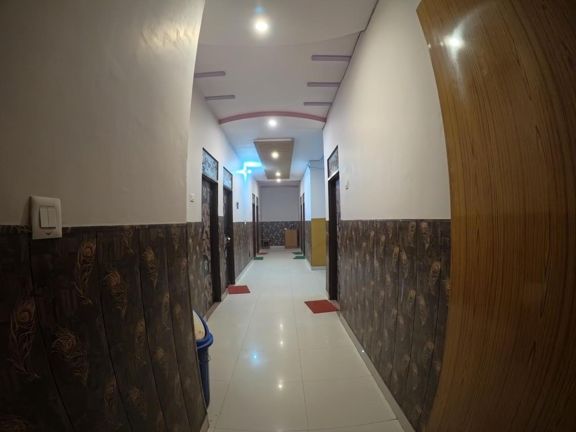 Hotel Aapno Shyam And Restaurant Khātu Exterior photo